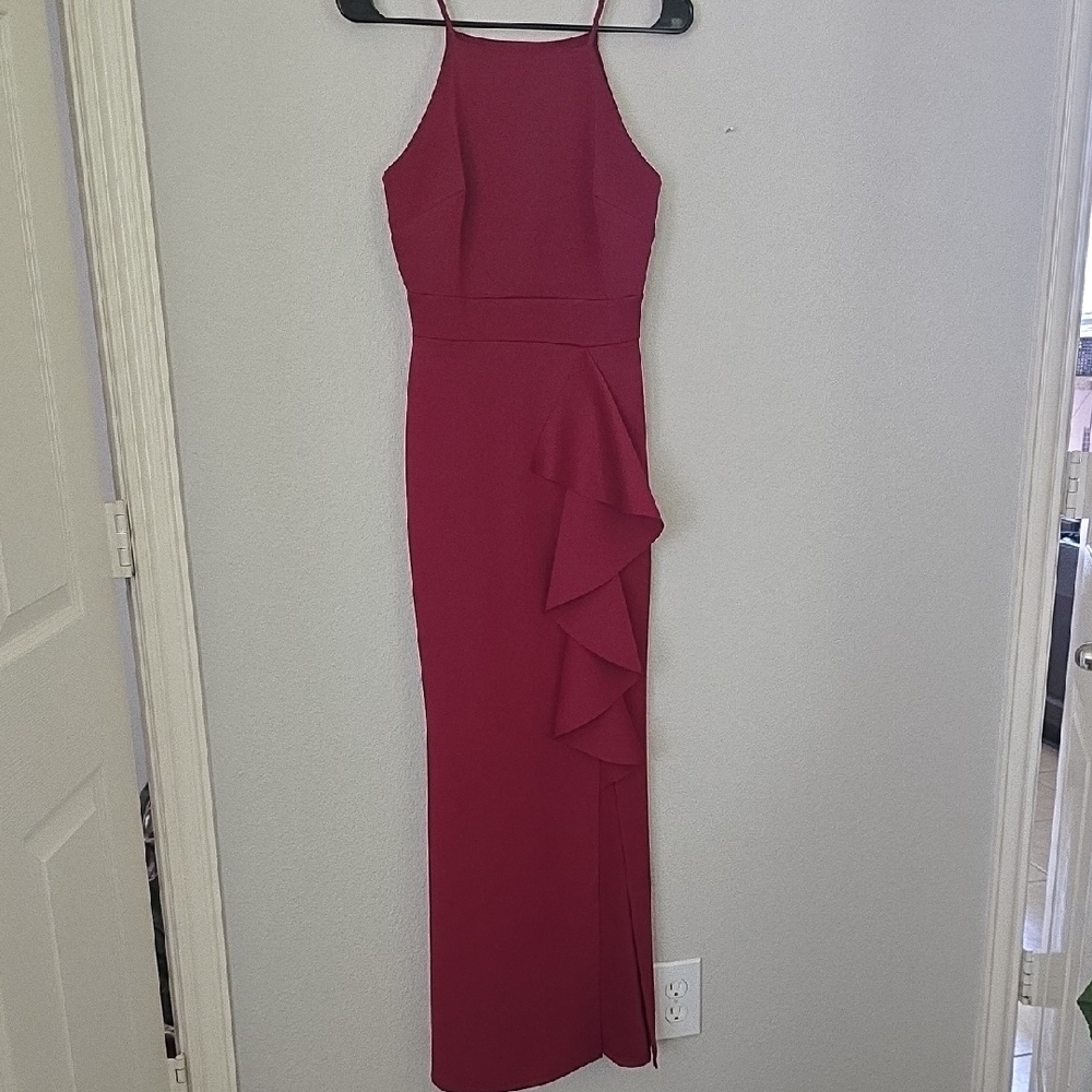 Elegant Magenta Sleeveless Dress